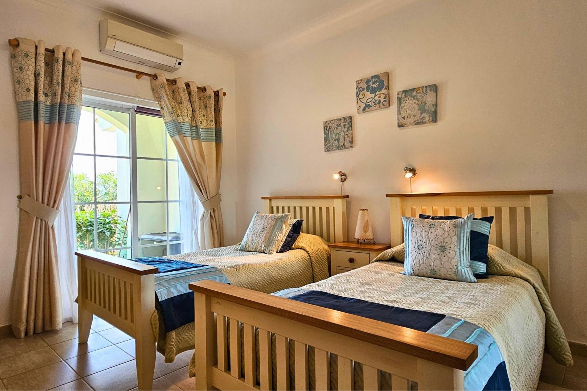 Quinta Da Floresta - Santo Antonio Villas, Golf & Spa 부덴스 외부 사진